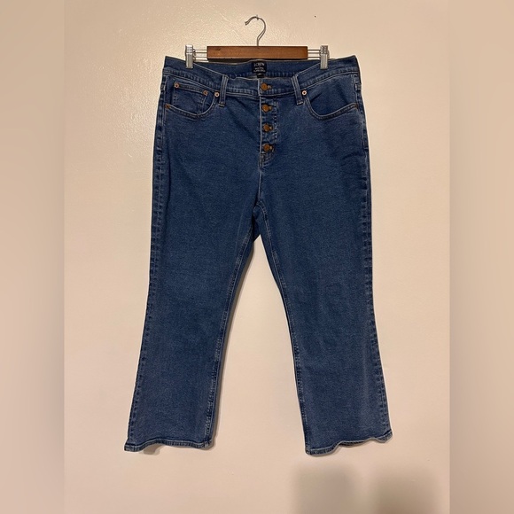 J. Crew Flare Crop Mid Rise Medium Wash Blue All Day Stretch Jeans size 32 - Picture 2 of 6